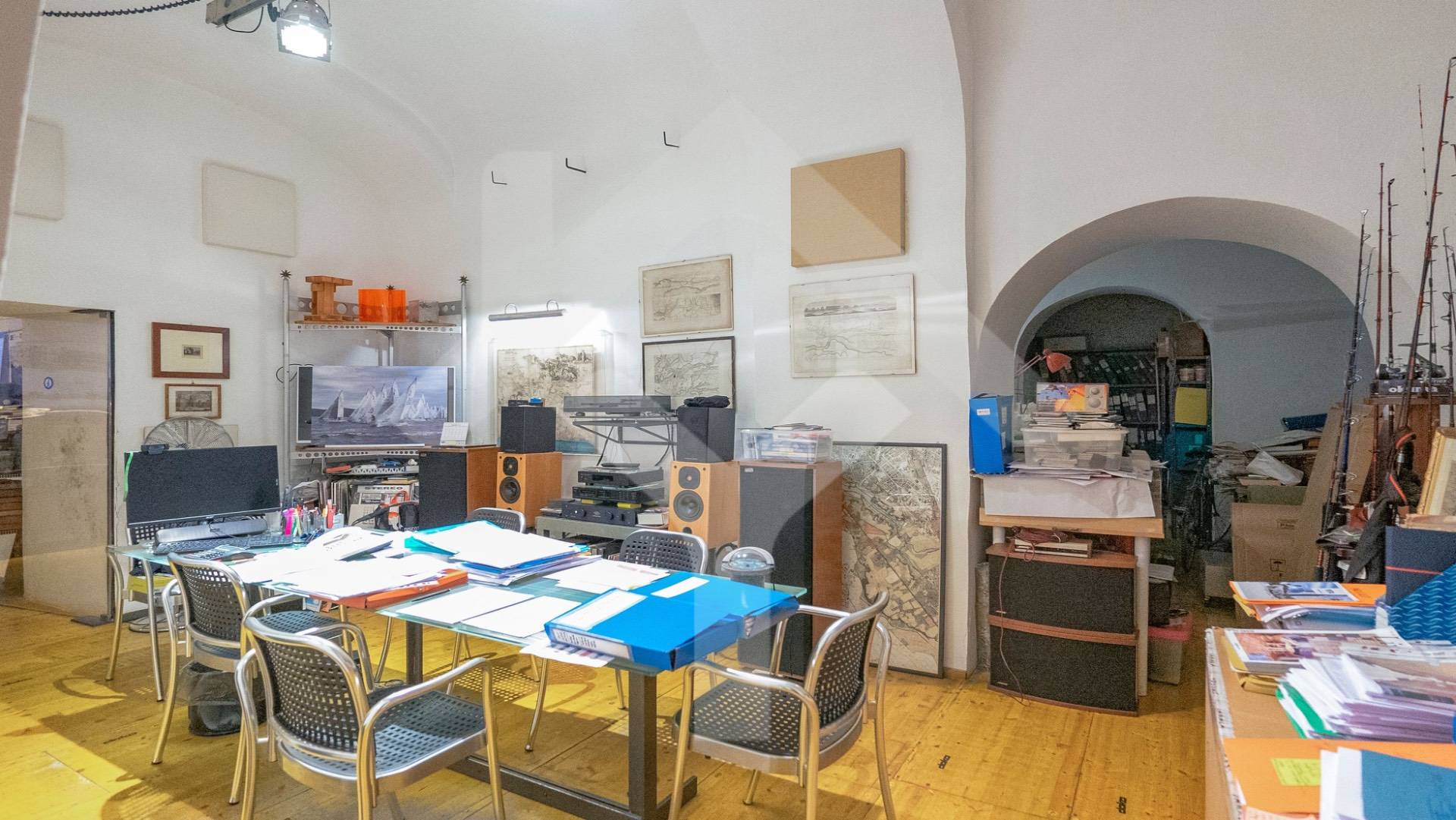 Study/Office for Sale to Roma