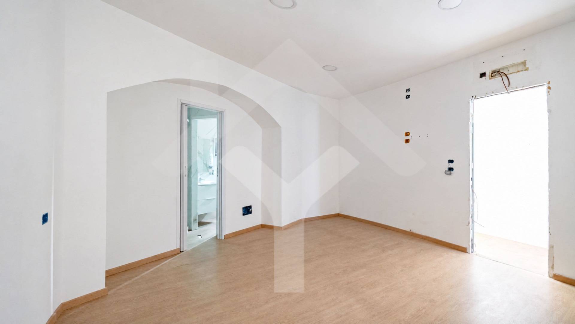 Study/Office for Rent to Roma