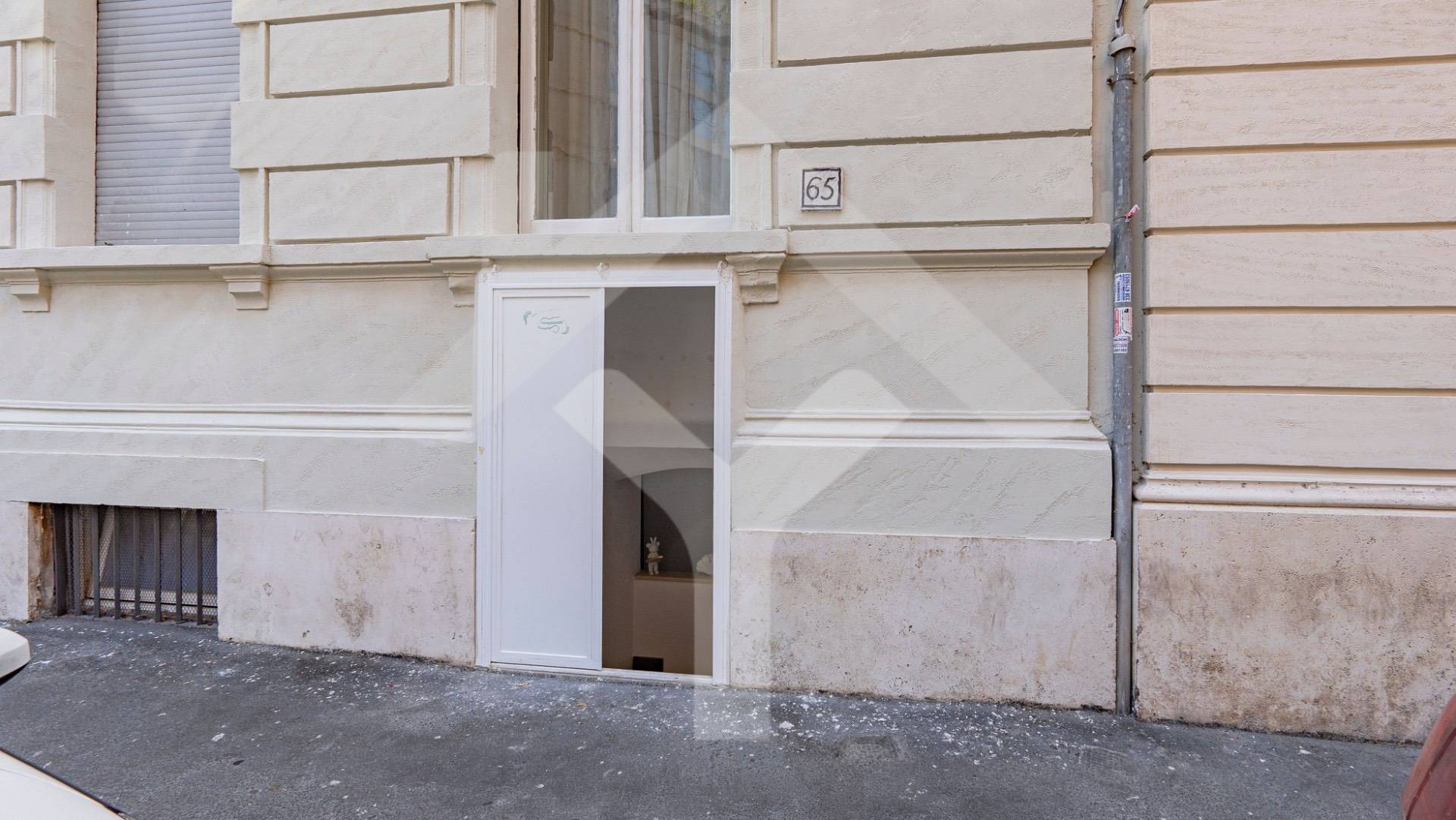 Study/Office for Rent to Roma
