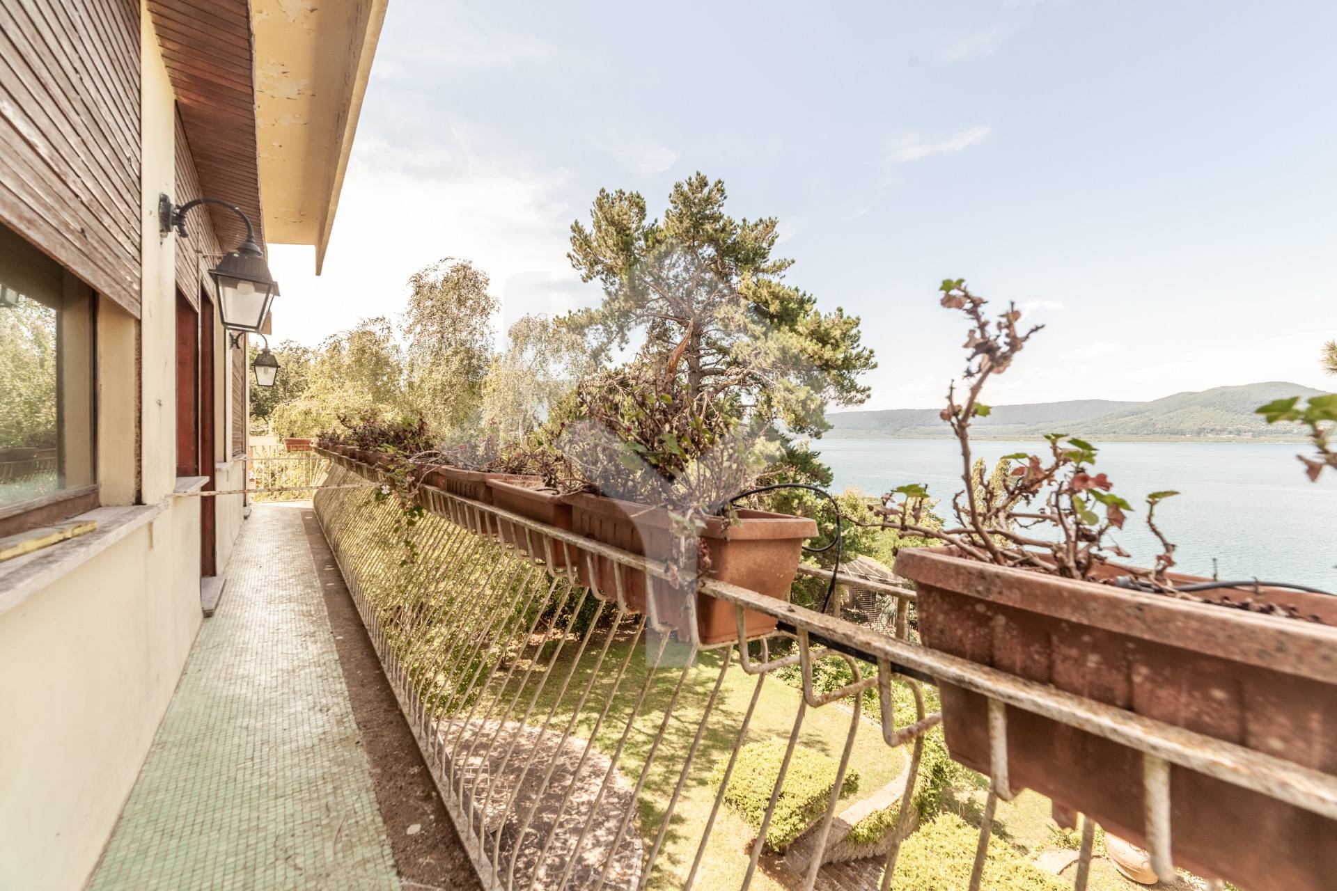 Villa for Sale to Ronciglione