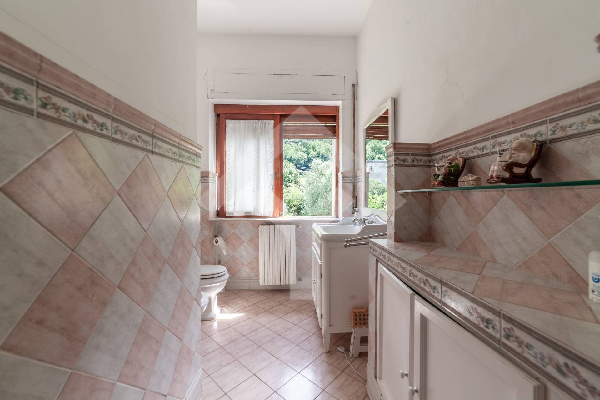Villa for Sale to Ronciglione