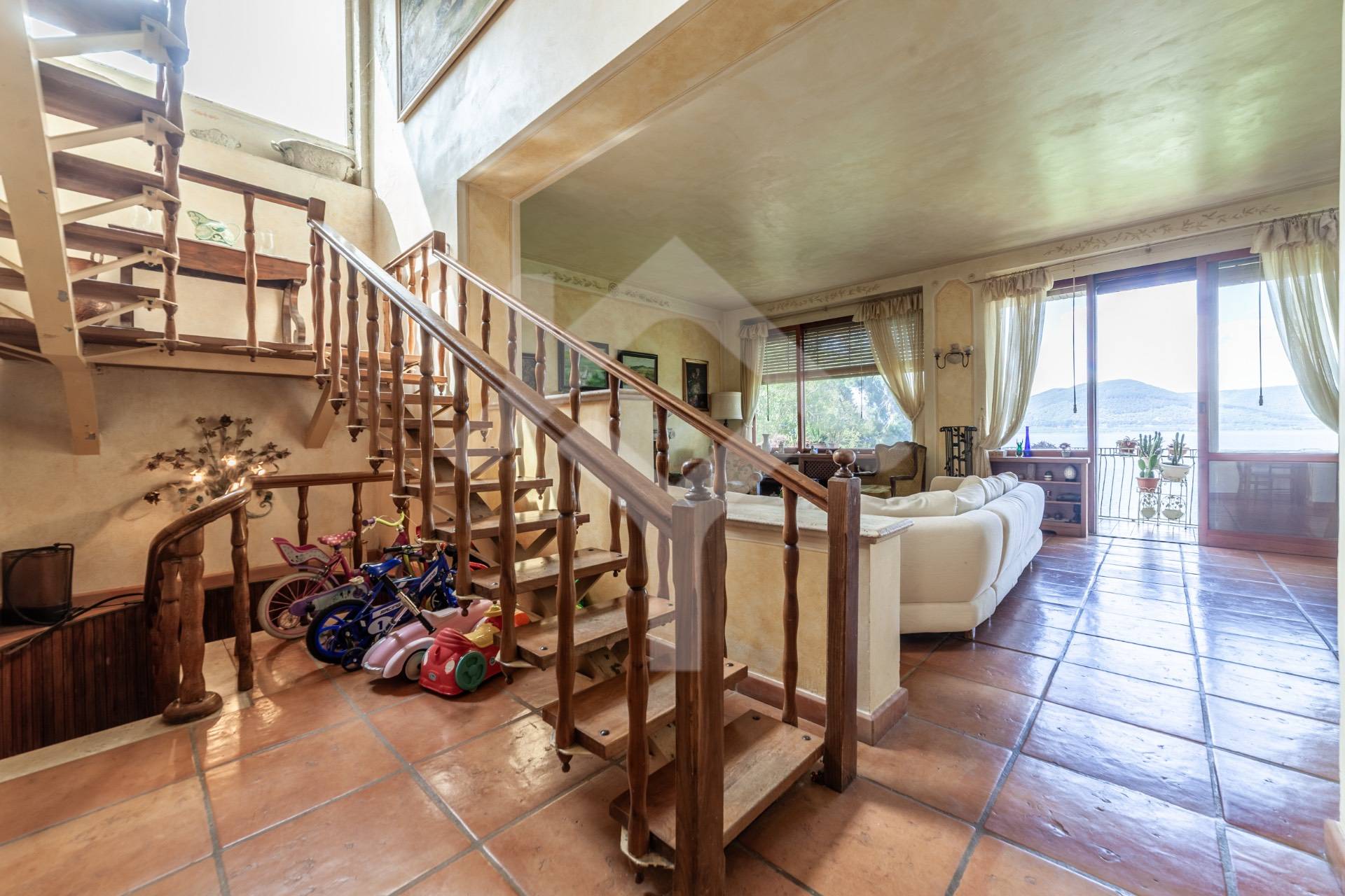 Villa for Sale to Ronciglione