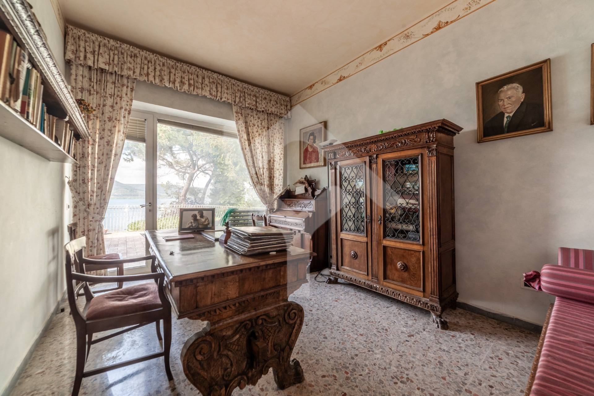 Villa for Sale to Ronciglione