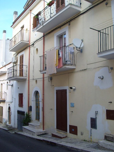  ischitella vendita quart: via per rodi e grotta della madonna pronto casa di alessandro pertosa