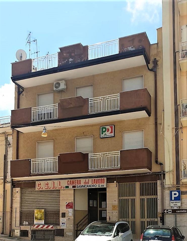 Appartamento SAN NICANDRO GARGANICO vendita  CENTRO  Pronto Casa di Alessandro Pertosa