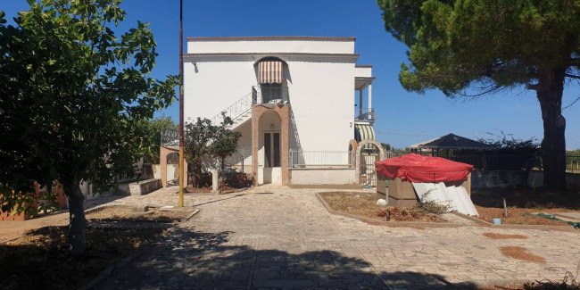 Villa in vendita a San Nicandro Garganico