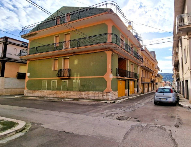 Appartamento in vendita a San Nicandro Garganico