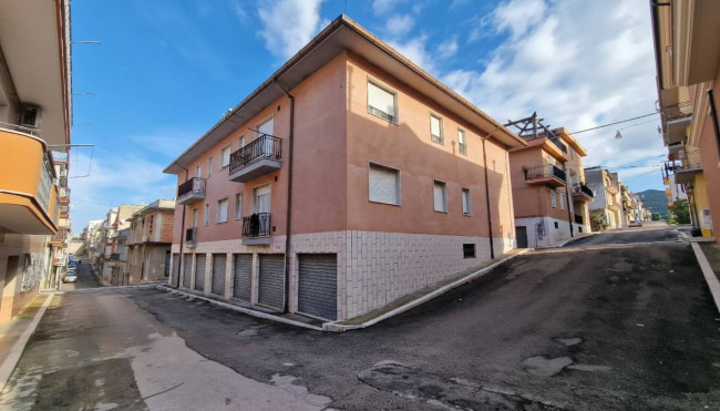 Garage in vendita a San Nicandro Garganico