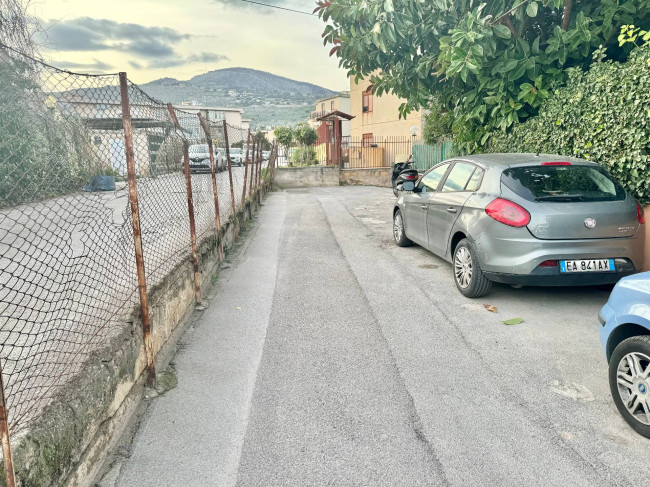 Garage/Box/Posto auto in vendita a Cruillas, Palermo (PA)