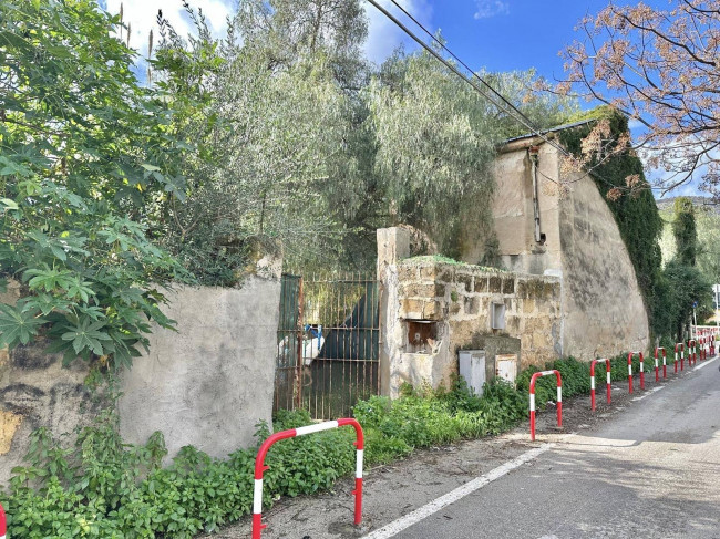 Magazzino in Vendita a Palermo