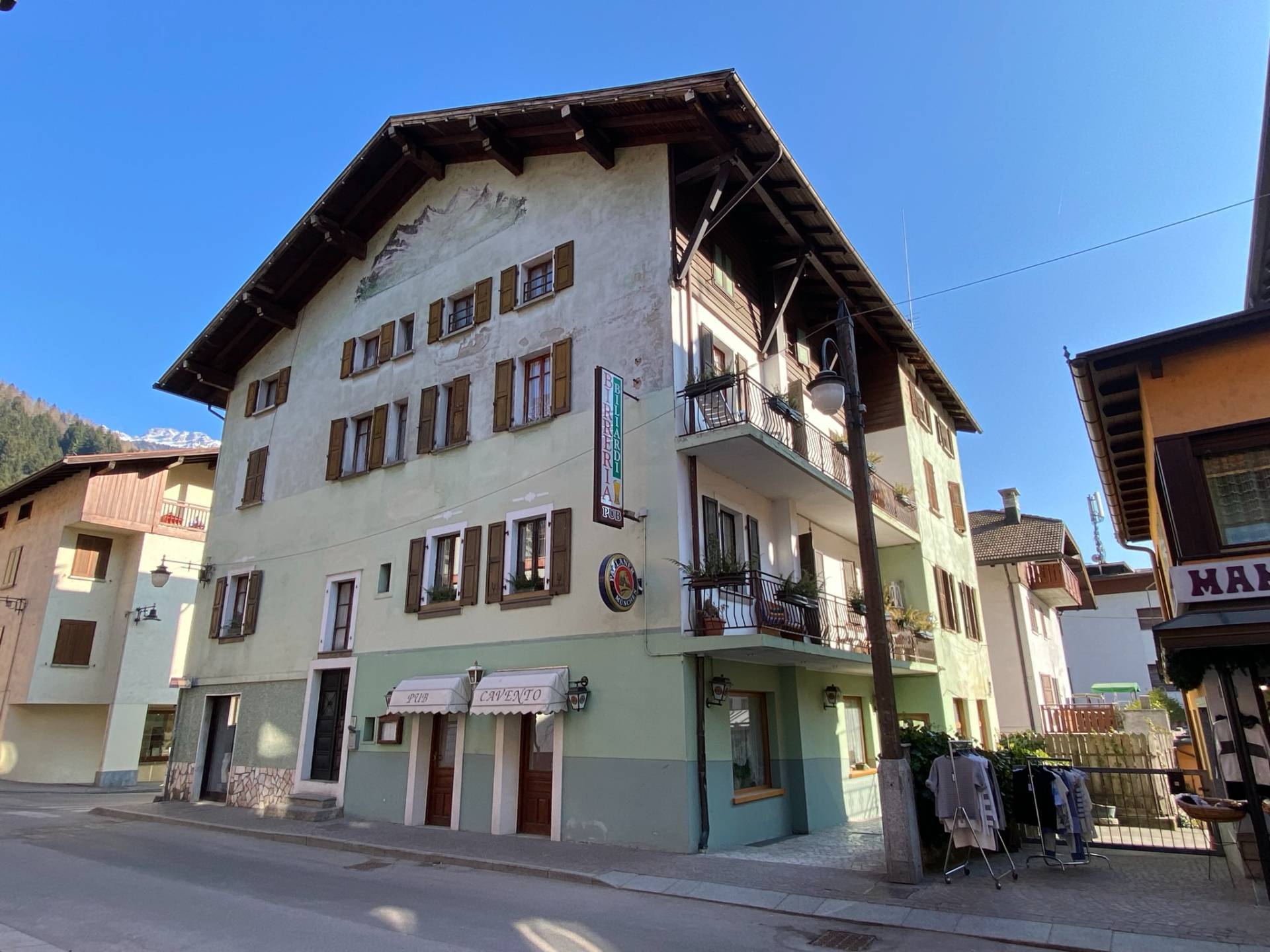 Foto porzione di casa in vendita a Pinzolo (Trento)