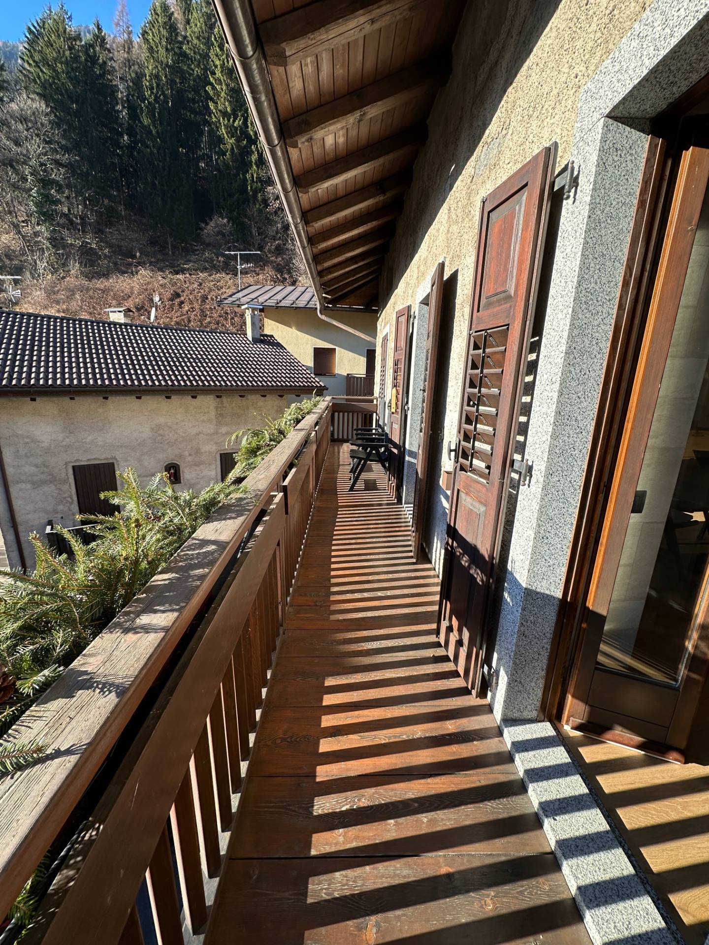 Foto appartamento in vendita a Spiazzo (Trento)