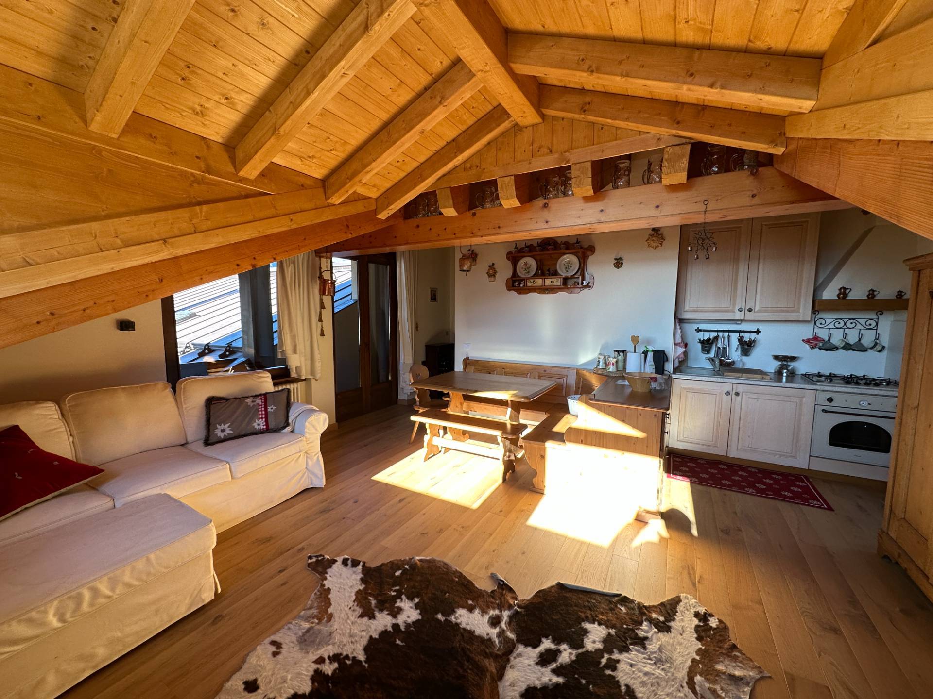 Foto attico/mansarda in vendita a Giustino (Trento)