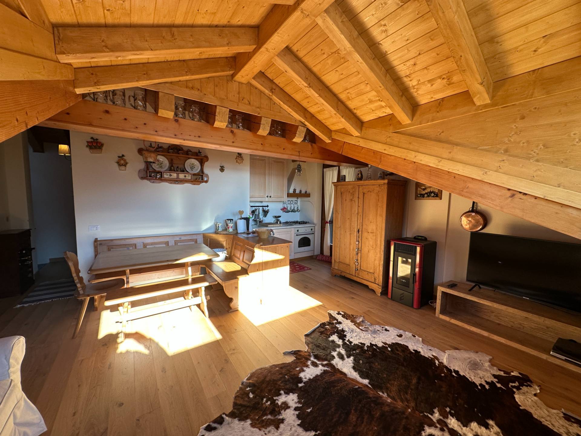 Foto attico/mansarda in vendita a Giustino (Trento)