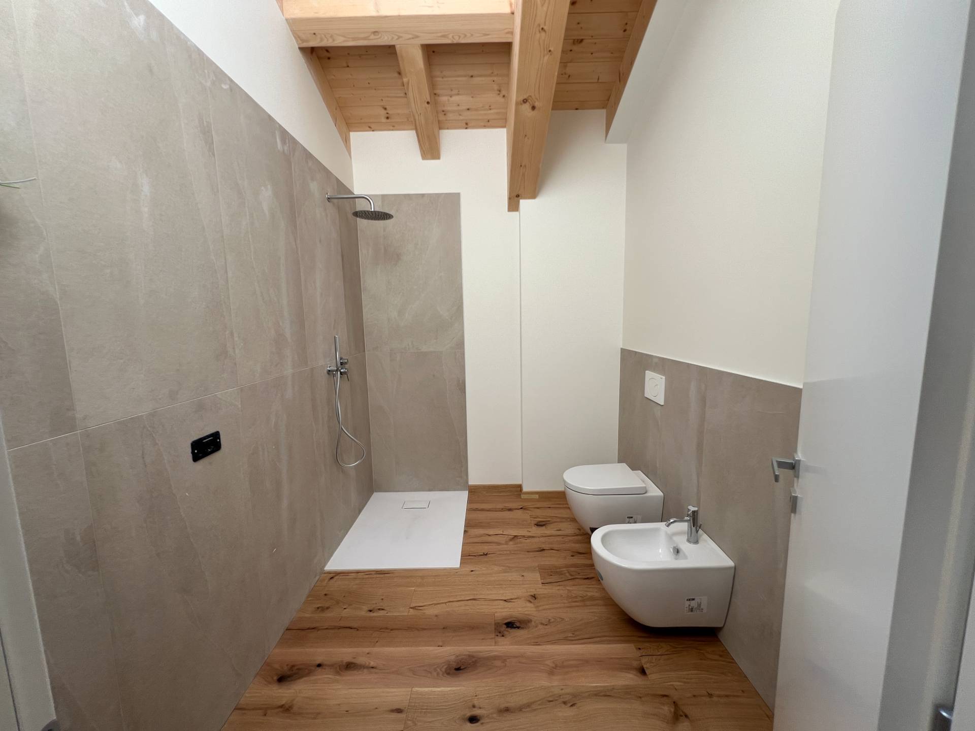 Foto attico/mansarda in vendita a Bocenago (Trento)