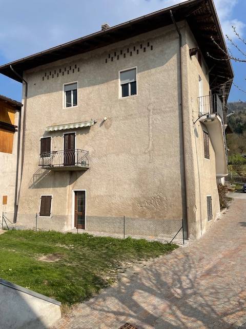 Foto casa indipendente in vendita a Comano Terme (Trento)