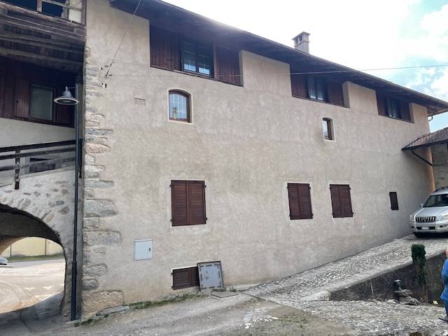 Foto casa indipendente in vendita a Comano Terme (Trento)