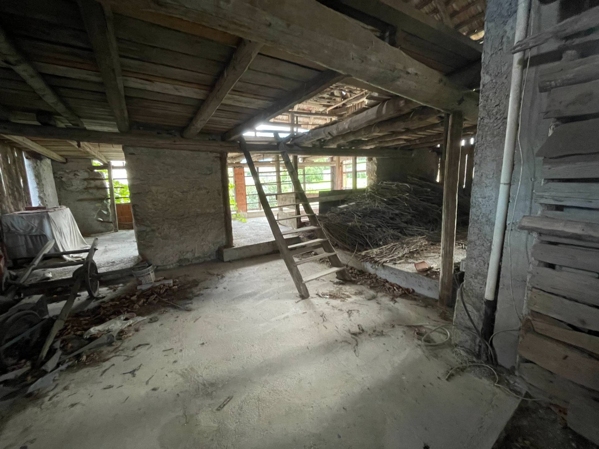Foto casa indipendente in vendita a Comano Terme (Trento)