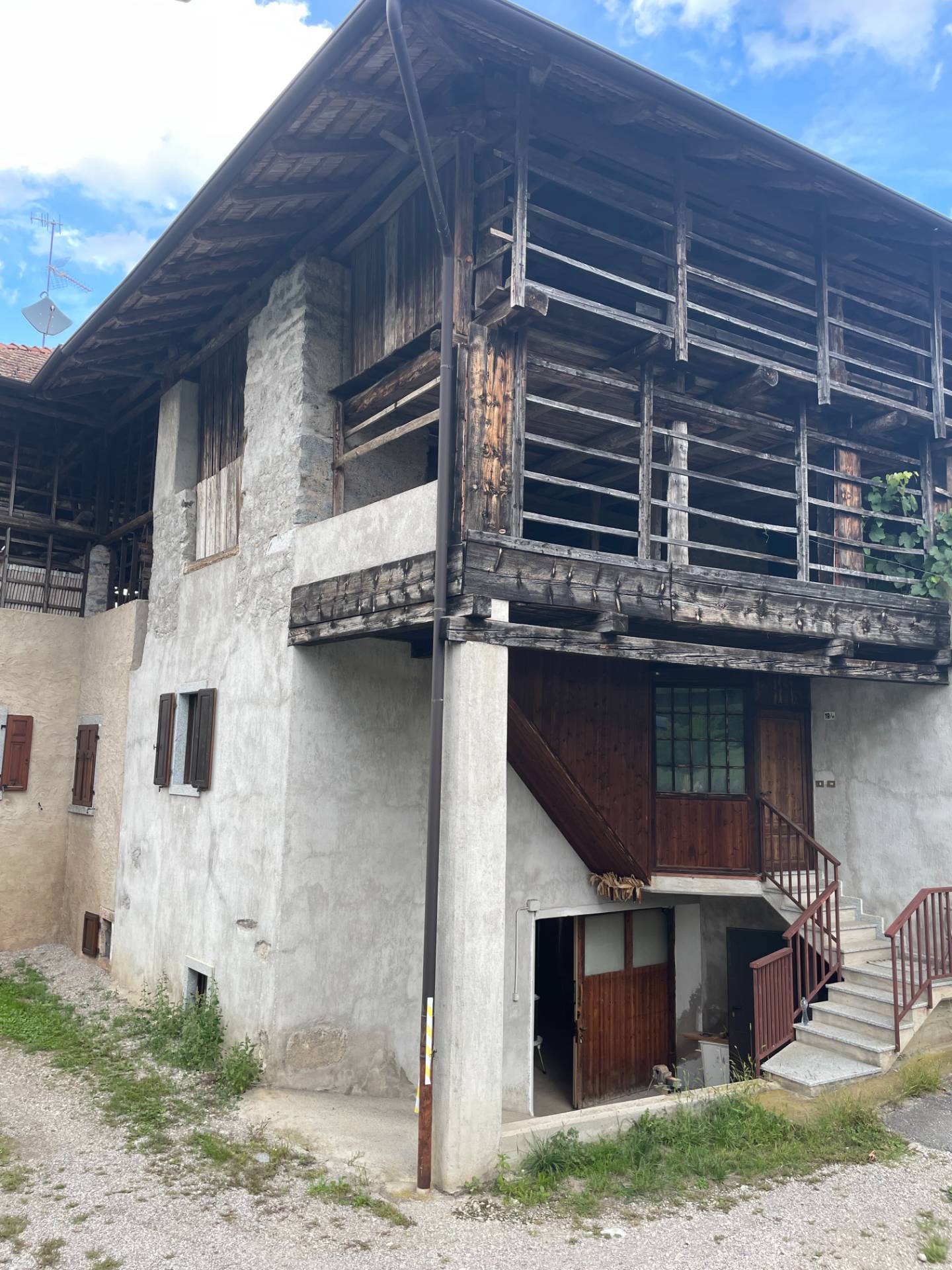 Foto casa indipendente in vendita a Comano Terme (Trento)