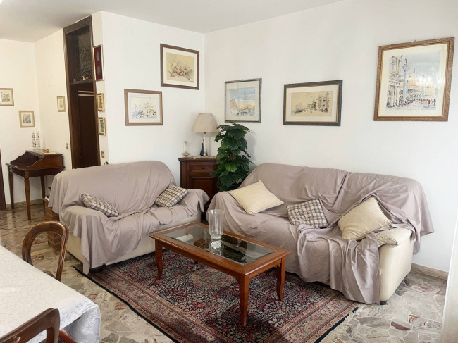 Appartamento in Affitto a Venezia