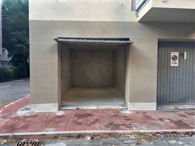 Box o garage in Vendita a Venezia