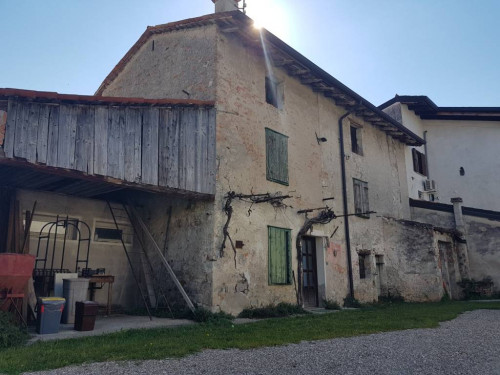 Casa in linea in vendita a Mariano del Friuli