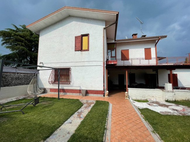 Casa in linea in vendita a Gradisca d'Isonzo