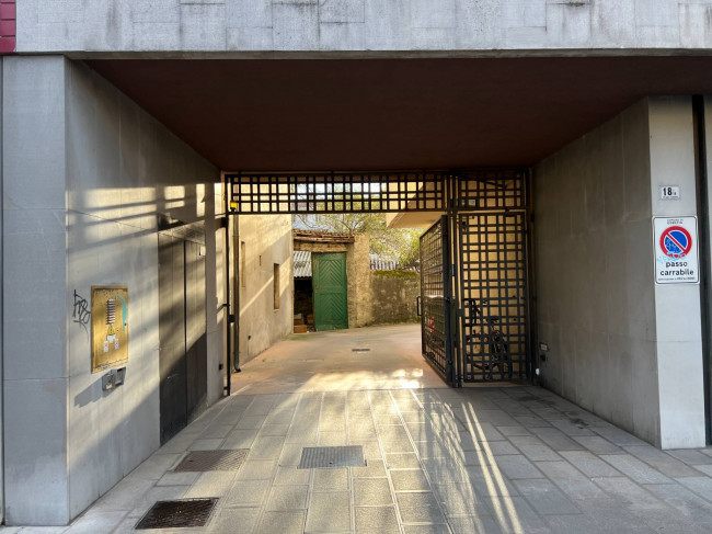 Box o garage in vendita a Gorizia