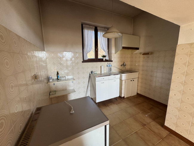 Stabile intero in vendita a Gorizia