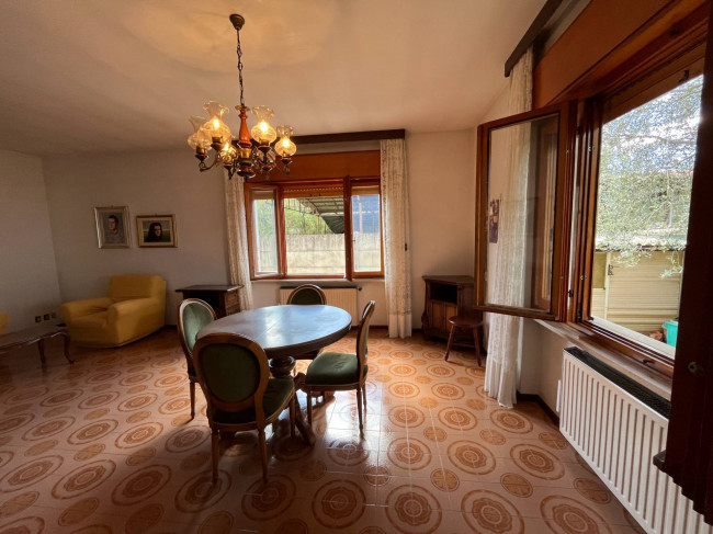 Casa indipendente in vendita a Mossa