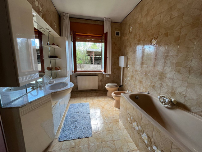 Casa indipendente in vendita a Mossa