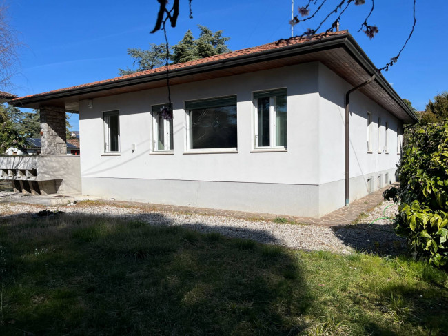 Villa in vendita a Gorizia