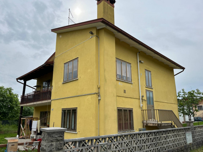  for sale in Manzano