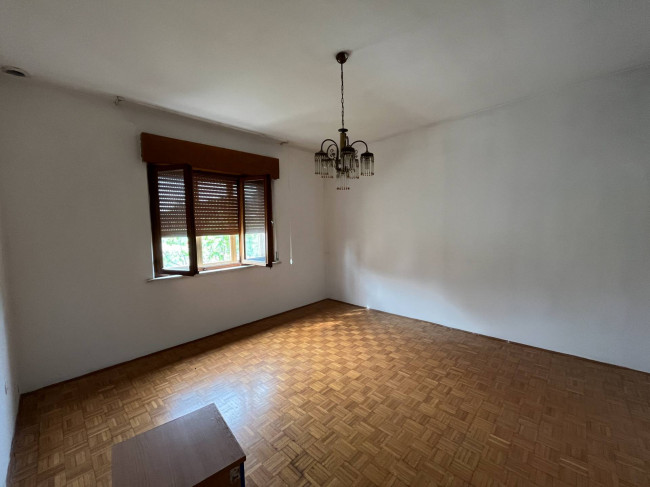  for sale in Manzano