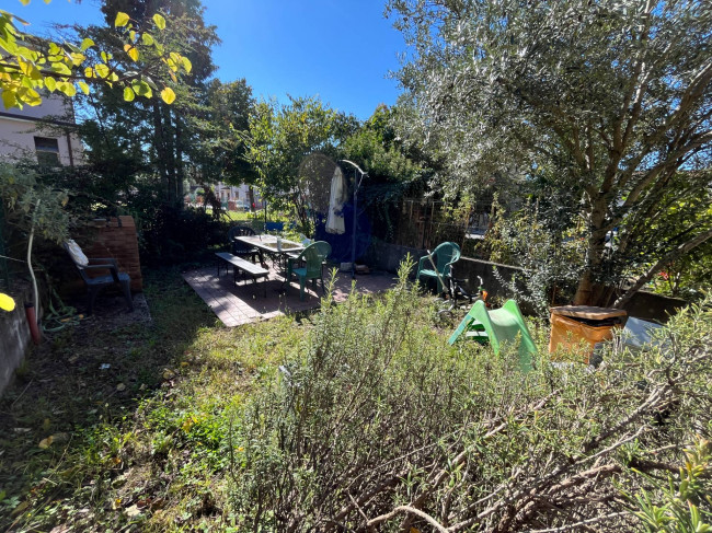 Bifamiliare porzione in vendita a Capriva del Friuli