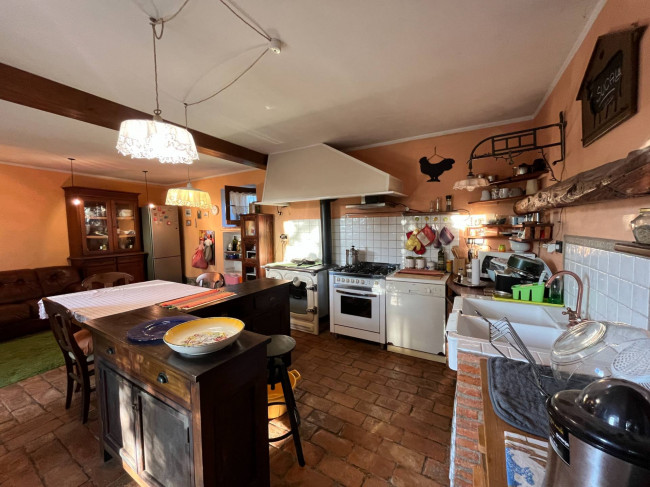  for sale in San Floriano del Collio