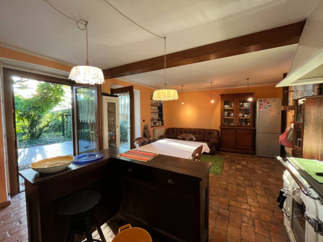  for sale in San Floriano del Collio