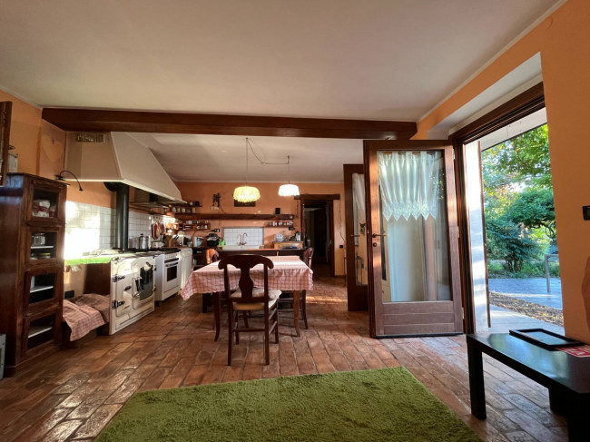  for sale in San Floriano del Collio