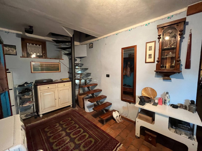  for sale in San Floriano del Collio