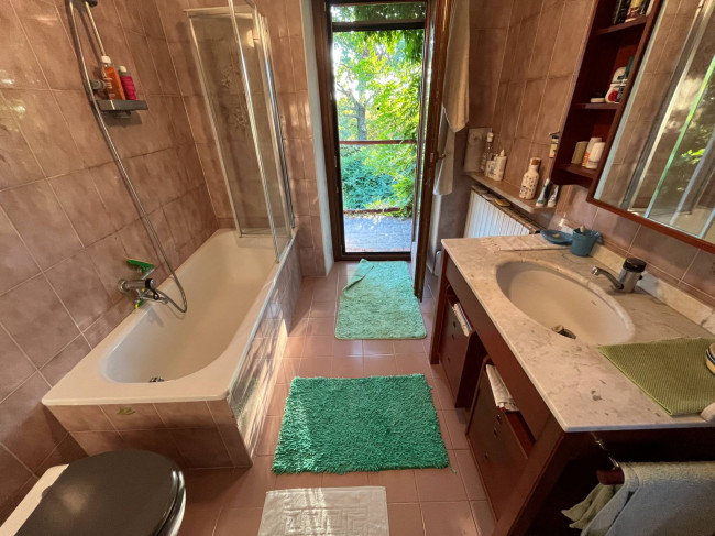  for sale in San Floriano del Collio