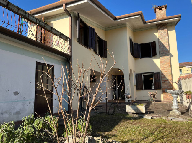 Casa indipendente in vendita a Gradisca d'Isonzo