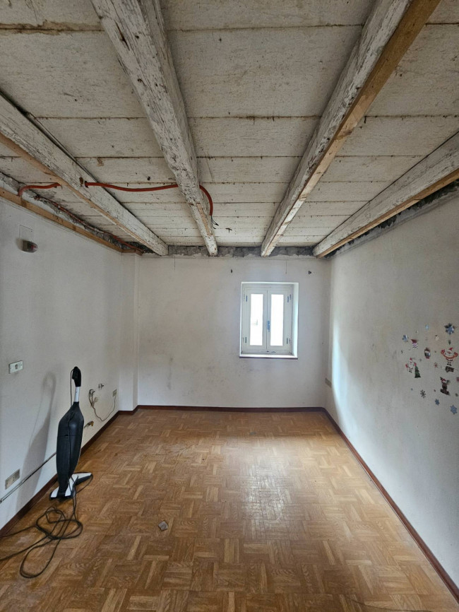 Casa in linea in vendita a Cormons