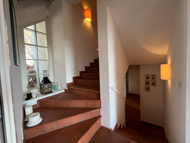 Villa in vendita a Medea