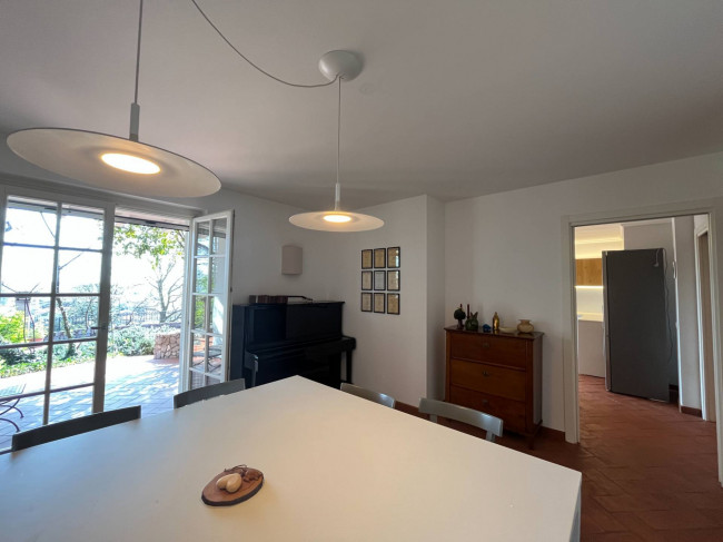 Villa in vendita a Medea