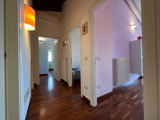 Villa in vendita a Medea