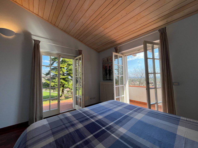 Villa in vendita a Medea