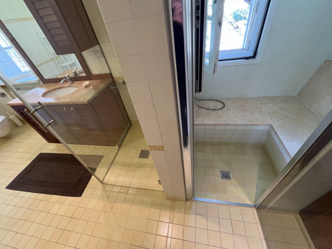 Villa in vendita a Medea