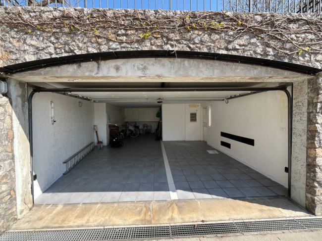 Villa in vendita a Medea