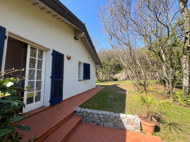 Villa in vendita a Medea