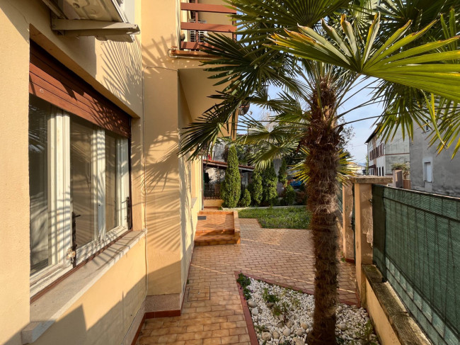 Bifamiliare in vendita a Gorizia